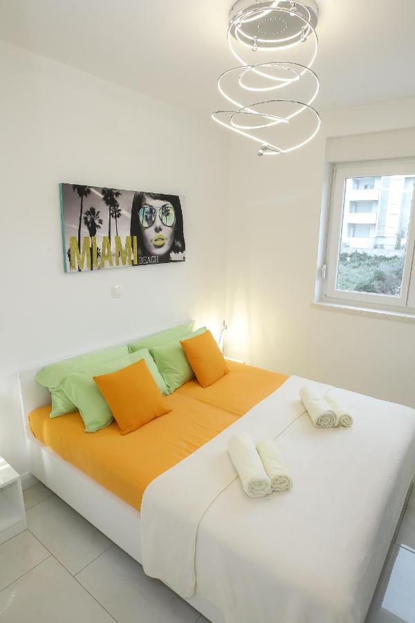 נובליה Apartments Tomana מראה חיצוני תמונה