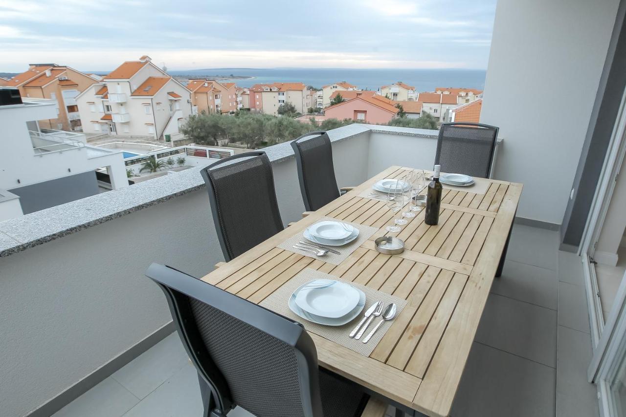 נובליה Apartments Tomana מראה חיצוני תמונה