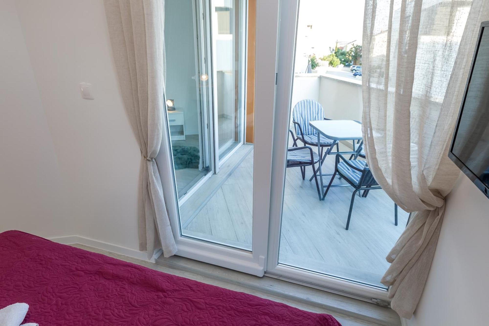 נובליה Apartments Tomana חדר תמונה
